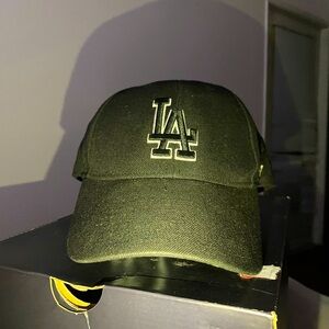 Los Angeles black SnapBack hat